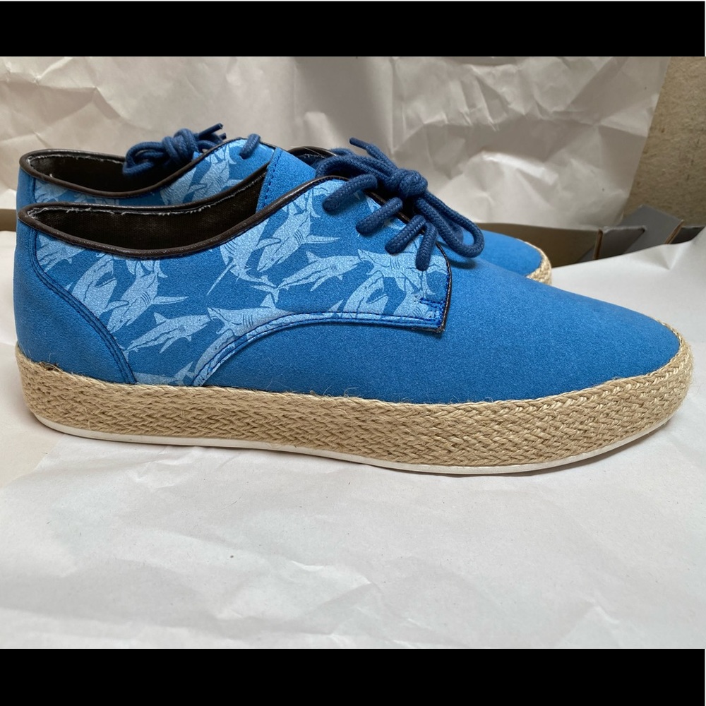 New Discover Sharks shoes, 11.5